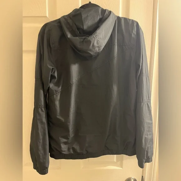 Small Volcom Jacket - Picture 3 of 3